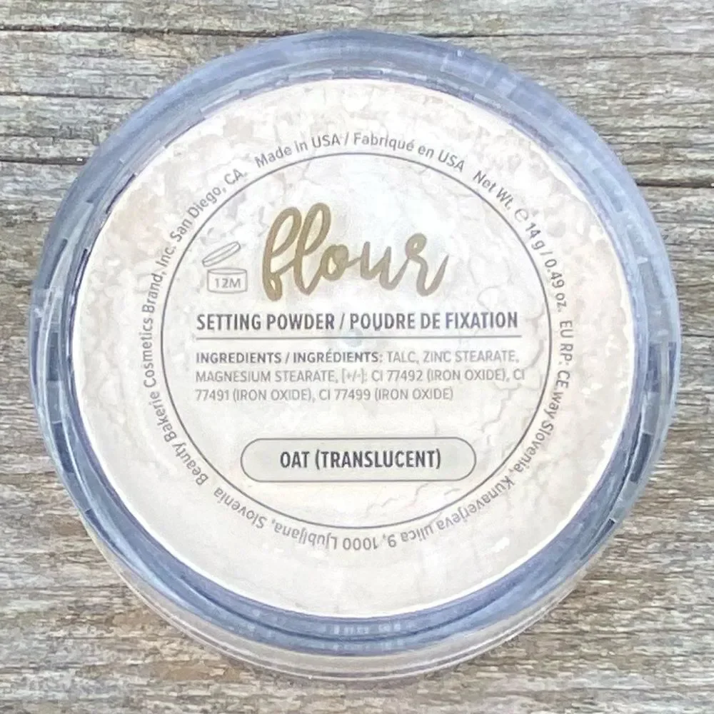 New Beauty Bakerie Oat (Translucent) Loose Flour Setting Powder .49oz Beauty